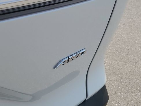 Certified 2024 Toyota Corolla Cross L AWD/4WD image 8