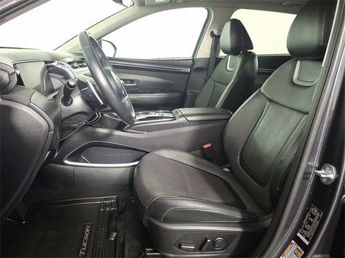Used 2022 Hyundai Tucson Limited w/ Winter Package image 16