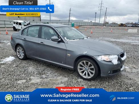 Used 2011 BMW 328i xDrive Sedan image 5