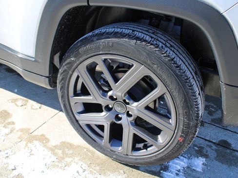 New 2026 Jeep Compass Limited image 35