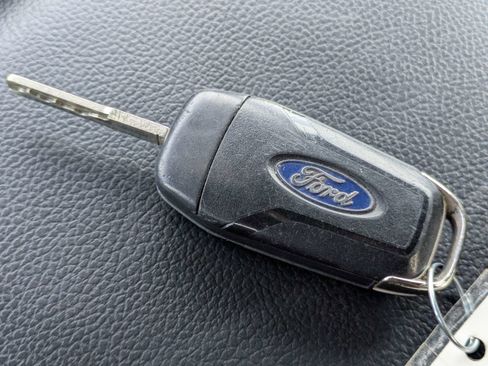 Used 2019 Ford F150 XL w/ Equipment Group 101A Mid AWD/4WD image 30