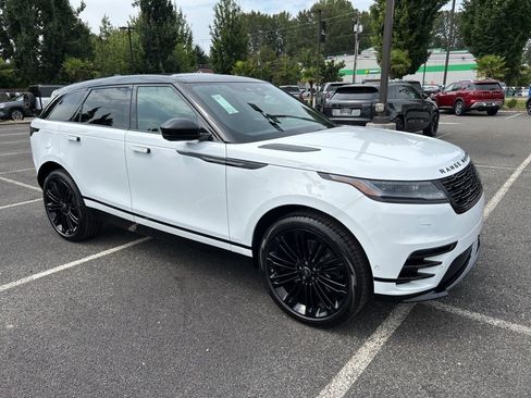 New 2026 Land Rover Range Rover Velar Dynamic SE image 8