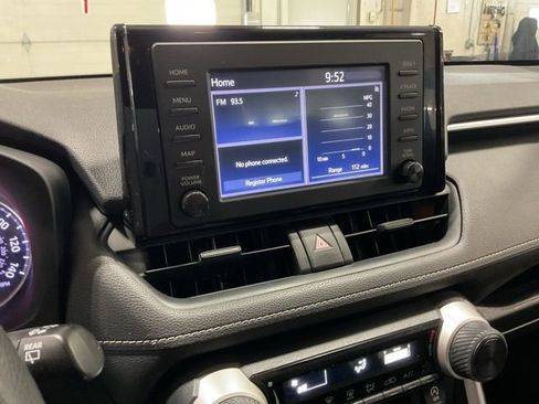 Used 2019 Toyota RAV4 LE image 16