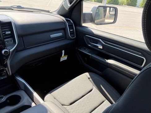 New 2026 RAM 1500 Big Horn AWD/4WD image 33