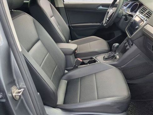 Used 2020 Volkswagen Tiguan S FWD image 19