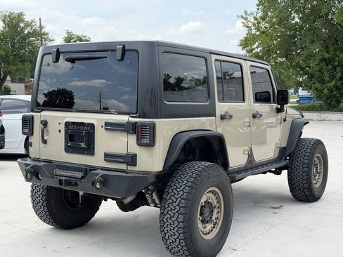 Used 2017 Jeep Wrangler Unlimited Sport w/ Quick Order Package 24S AWD/4WD image 11