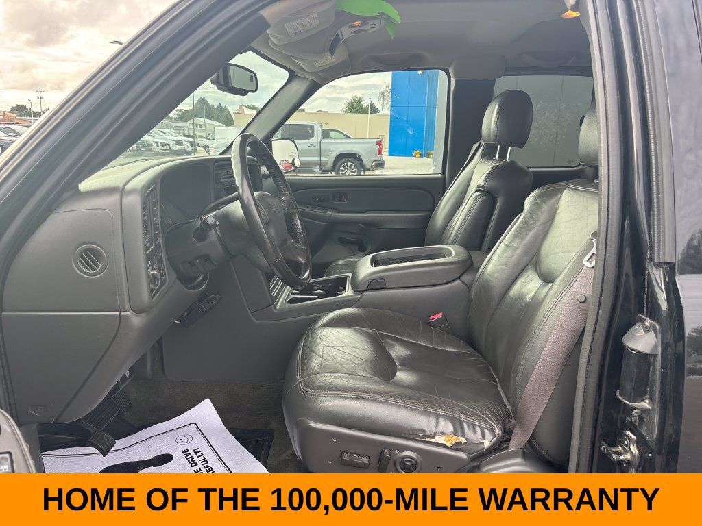 Used 2004 Chevrolet Silverado 2500 LT AWD/4WD image 10