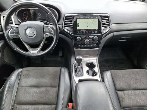 Used 2021 Jeep Grand Cherokee Laredo X AWD/4WD image 15