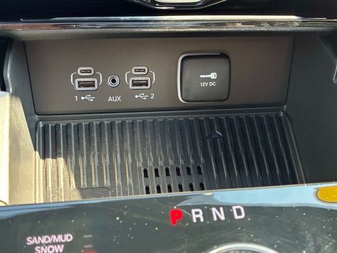 Certified 2026 Jeep Grand Cherokee Limited AWD/4WD image 29