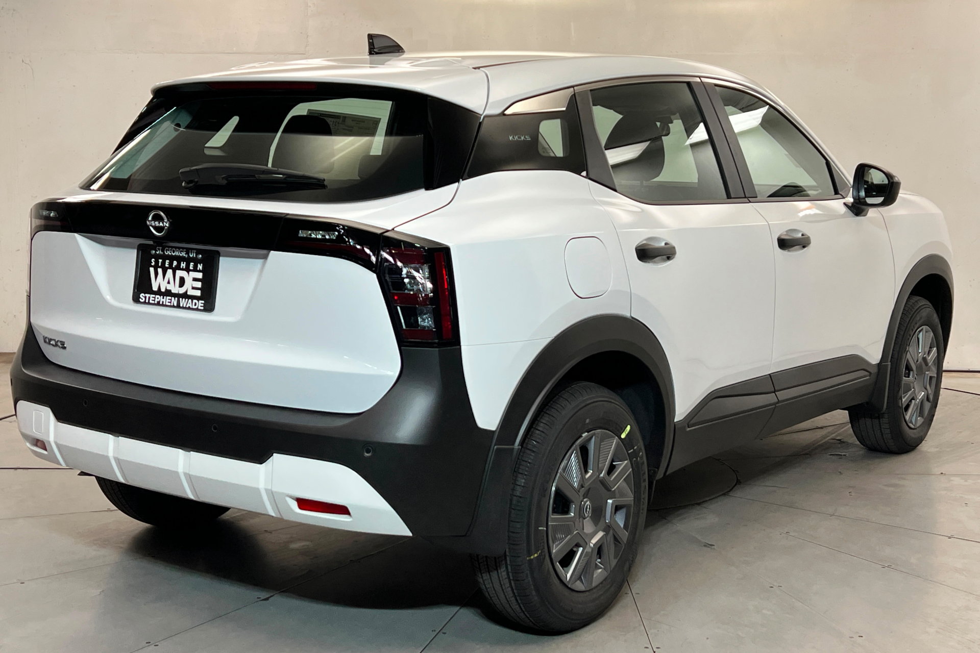 New 2026 Nissan Kicks S FWD image 5