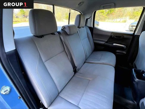 Used 2019 Toyota Tacoma SR5 AWD/4WD image 20