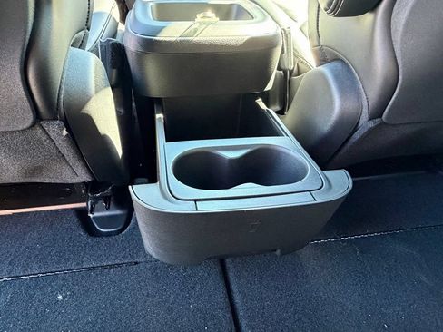 New 2026 Chrysler Pacifica Select w/ S Appearance Package FWD image 30