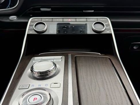 Used 2023 Genesis GV80 2.5T w/ Prestige 20" Package image 28