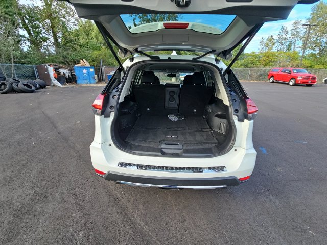Used 2018 Nissan Rogue SV w/ Premium Package AWD/4WD image 35