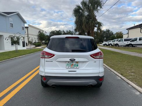 Used 2016 Ford Escape SE image 8