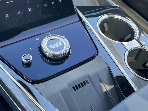 New 2025 Cadillac Escalade IQ Luxury 2 image 22