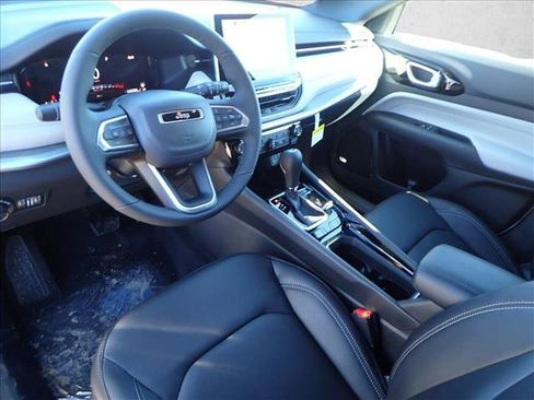 New 2026 Jeep Compass Limited image 11