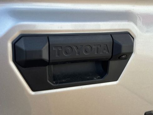 New 2026 Toyota Tacoma SR5 AWD/4WD image 31