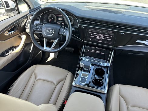 Used 2023 Audi Q7 2.0T Premium Plus w/ Premium Plus Package AWD/4WD image 13