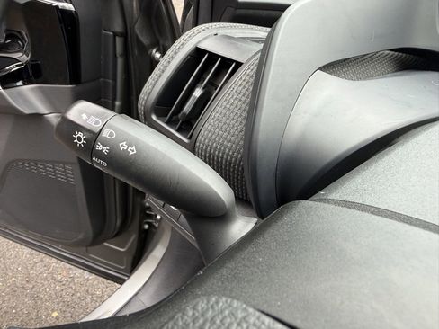 Used 2023 Toyota bZ4X XLE w/ Weather Package image 31