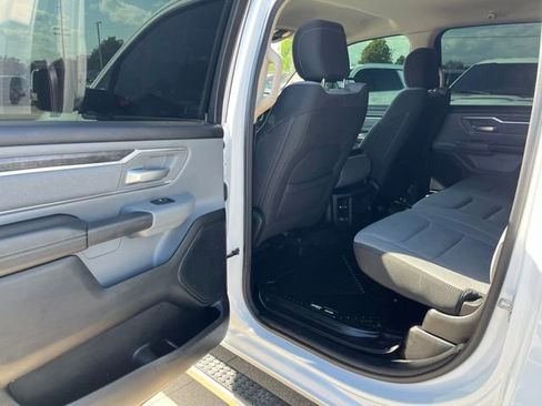 Used 2019 RAM 1500 Big Horn AWD/4WD image 22