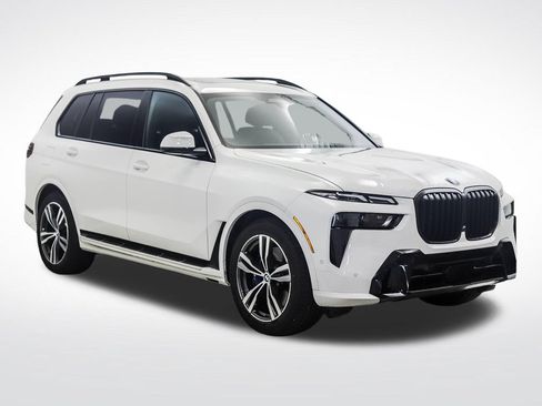 Certified 2026 BMW X7 xDrive40i AWD/4WD image 7