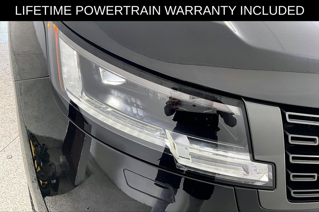 Used 2024 Land Rover Range Rover Long Wheelbase SE AWD/4WD image 38