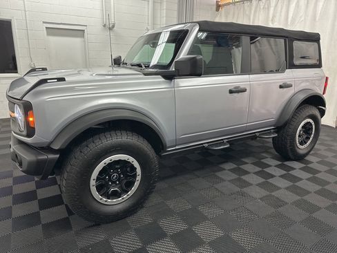 Used 2022 Ford Bronco Big Bend w/ Sasquatch Package image 5