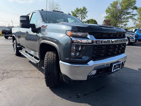 Used 2020 Chevrolet Silverado 2500 LT w/ All Star Edition AWD/4WD image 3