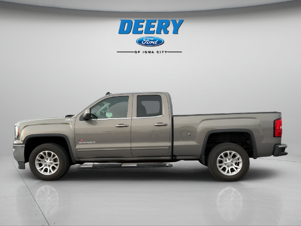 Used 2017 GMC Sierra 1500 SLE w/ SLE Value Package AWD/4WD image 4