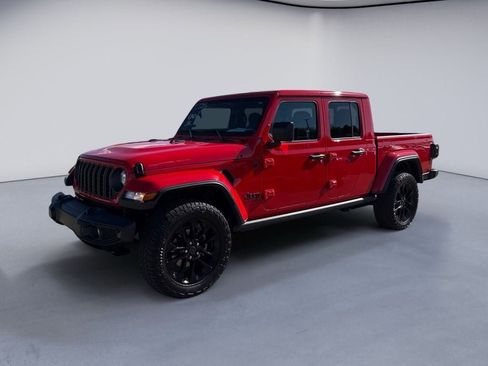 Used 2025 Jeep Gladiator Sport AWD/4WD image 1