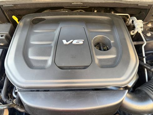 Used 2017 Jeep Grand Cherokee Limited w/ Trailer Tow Group IV AWD/4WD image 31