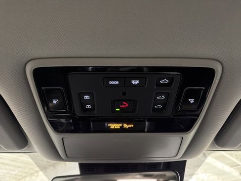 Used 2026 Toyota Grand Highlander Limited image 35