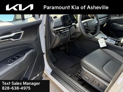 New 2026 Kia Sportage EX image 17