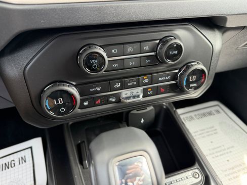 New 2026 Ford Bronco Outer Banks AWD/4WD image 25