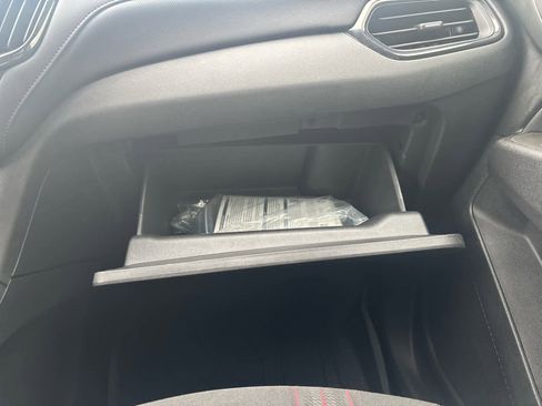 Used 2024 Chevrolet Equinox RS image 38