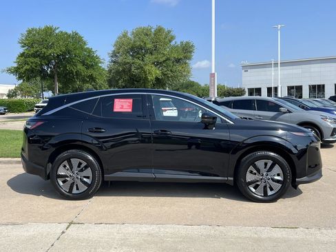 Certified 2025 Nissan Murano SL image 3