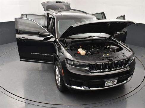Used 2021 Jeep Grand Cherokee L Limited image 25
