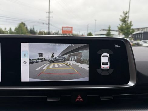 Certified 2025 Hyundai Ioniq 6 SE RWD image 24