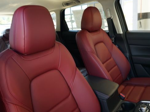 New 2025 MAZDA CX-5 Carbon Edition image 18