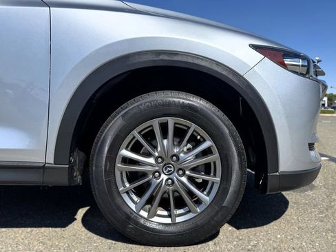 Used 2018 MAZDA CX-5 Sport FWD image 10
