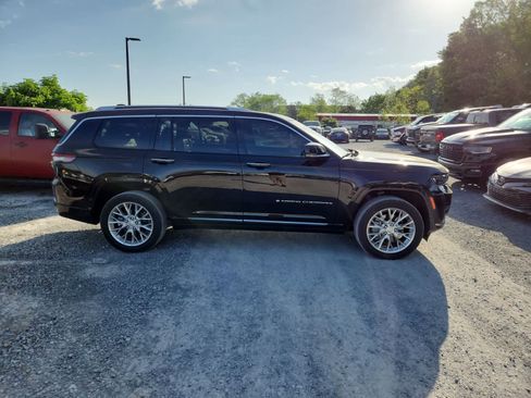 Used 2021 Jeep Grand Cherokee L Summit w/ Advanced Protech Group IV image 6