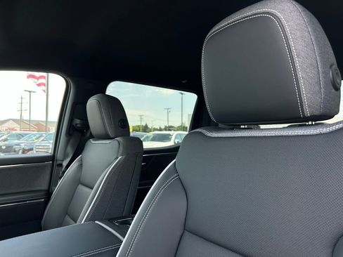 New 2026 GMC Sierra EV Elevation image 16