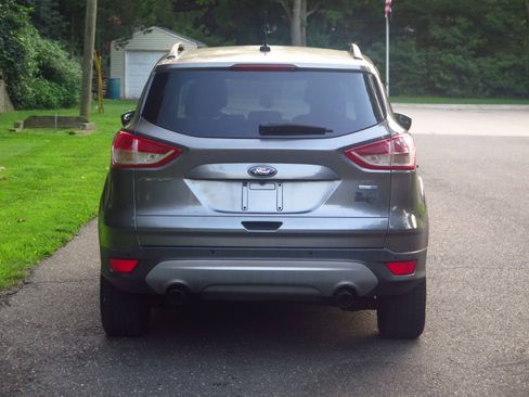 Used 2014 Ford Escape SE w/ Equipment Group 201A AWD/4WD image 4