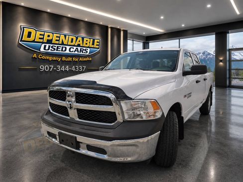 Used 2017 RAM 1500 ST w/ SXT Appearance Group AWD/4WD image 1