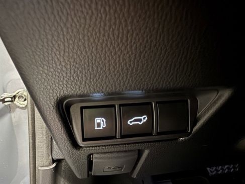 Used 2024 Toyota Prius Limited image 53