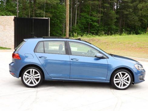 Used 2017 Volkswagen Golf SEL FWD image 27
