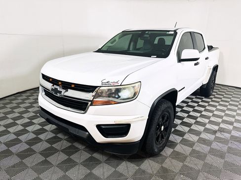 Used 2018 Chevrolet Colorado W/T w/ WT Convenience Package RWD image 7