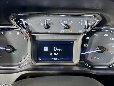 Used 2019 GMC Sierra 1500 AT4 w/ Off Road Performance Package image 34