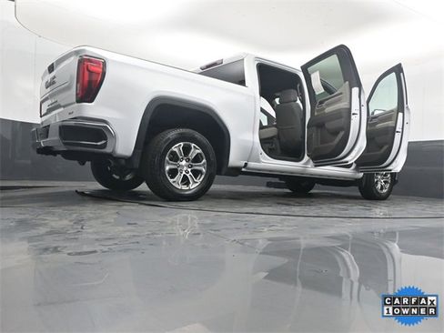 Used 2024 GMC Sierra 1500 SLT image 51